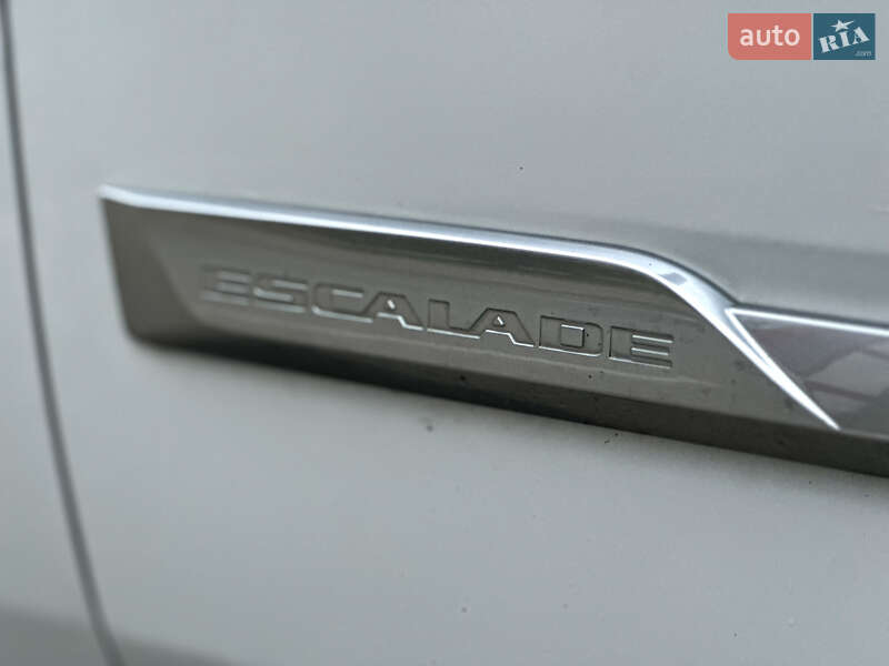 Позашляховик / Кросовер Cadillac Escalade 2016 в Тернополі фото 57 Позашляховик / Кросовер Cadillac Escalade 2016 в Тернополі