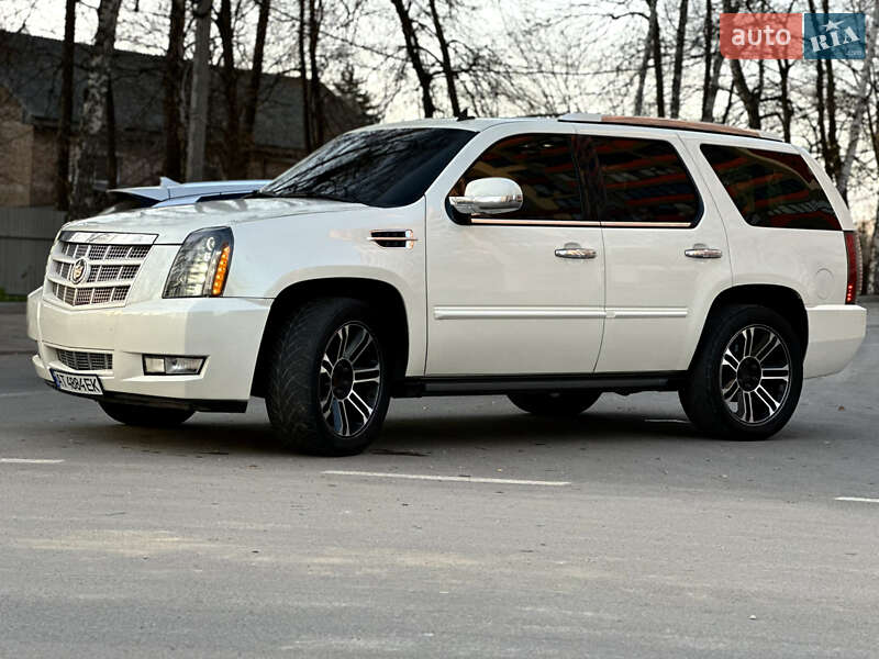 Позашляховик / Кросовер Cadillac Escalade 2013 в Тернополі фото 19 Позашляховик / Кросовер Cadillac Escalade 2013 в Тернополі