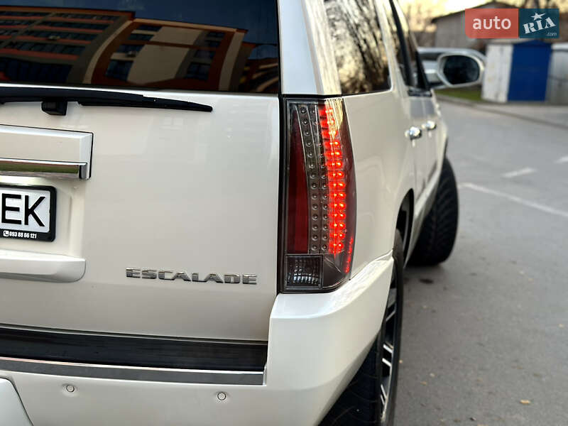 Позашляховик / Кросовер Cadillac Escalade 2013 в Тернополі фото 25 Позашляховик / Кросовер Cadillac Escalade 2013 в Тернополі