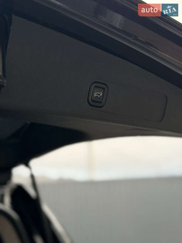 Внедорожник / Кроссовер Cadillac Escalade 2013 в Луцке фото 36 Внедорожник / Кроссовер Cadillac Escalade 2013 в Луцке