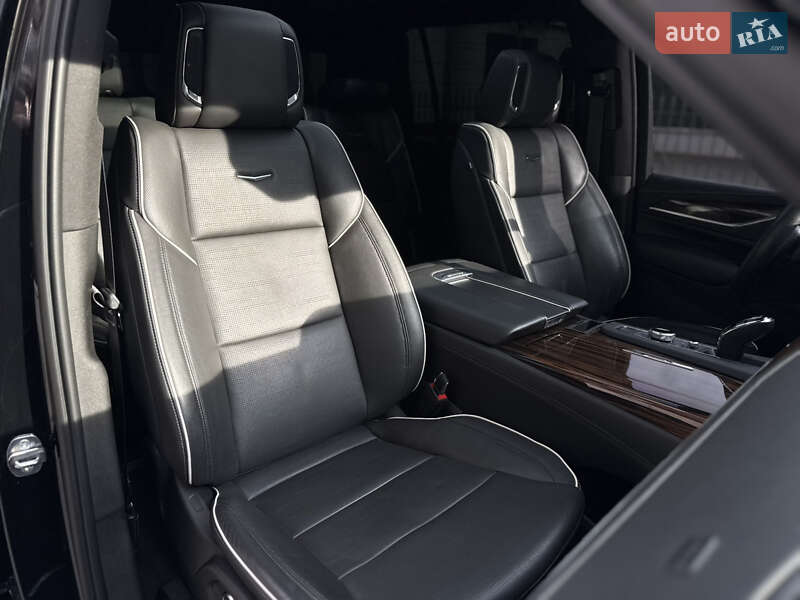 Позашляховик / Кросовер Cadillac Escalade 2023 в Києві фото 18 Позашляховик / Кросовер Cadillac Escalade 2023 в Києві