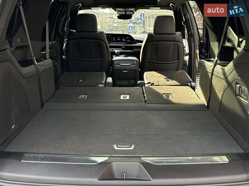 Позашляховик / Кросовер Cadillac Escalade 2023 в Києві фото 42 Позашляховик / Кросовер Cadillac Escalade 2023 в Києві