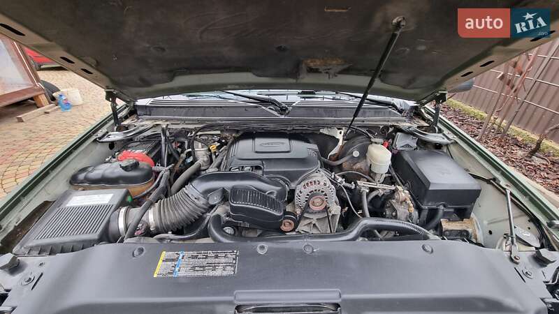 Внедорожник / Кроссовер Cadillac Escalade 2007 в Виннице фото 3 Внедорожник / Кроссовер Cadillac Escalade 2007 в Виннице