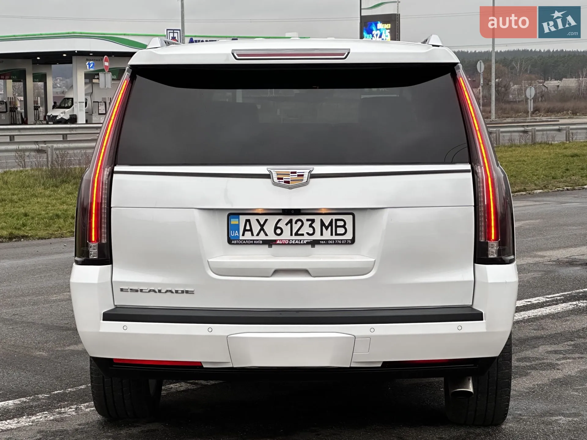 2018 Cadillac Escalade - мініатюра 14