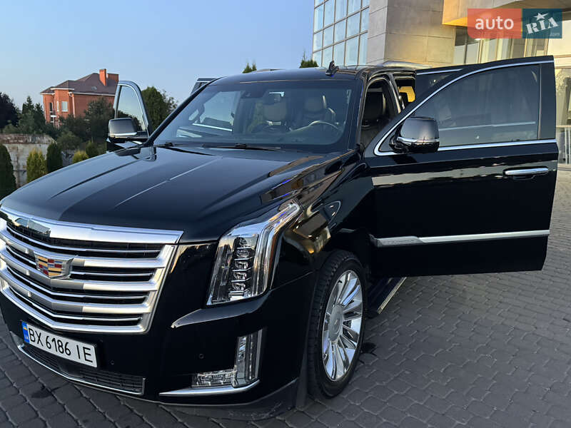 Внедорожник / Кроссовер Cadillac Escalade 2016 в Хмельницком