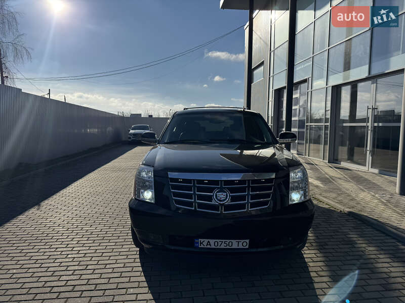 Внедорожник / Кроссовер Cadillac Escalade 2007 в Хмельницком фото 2 Внедорожник / Кроссовер Cadillac Escalade 2007 в Хмельницком