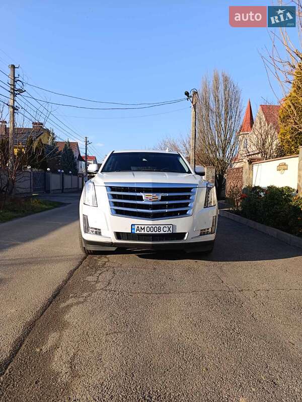 Позашляховик / Кросовер Cadillac Escalade 2019 в Вінниці