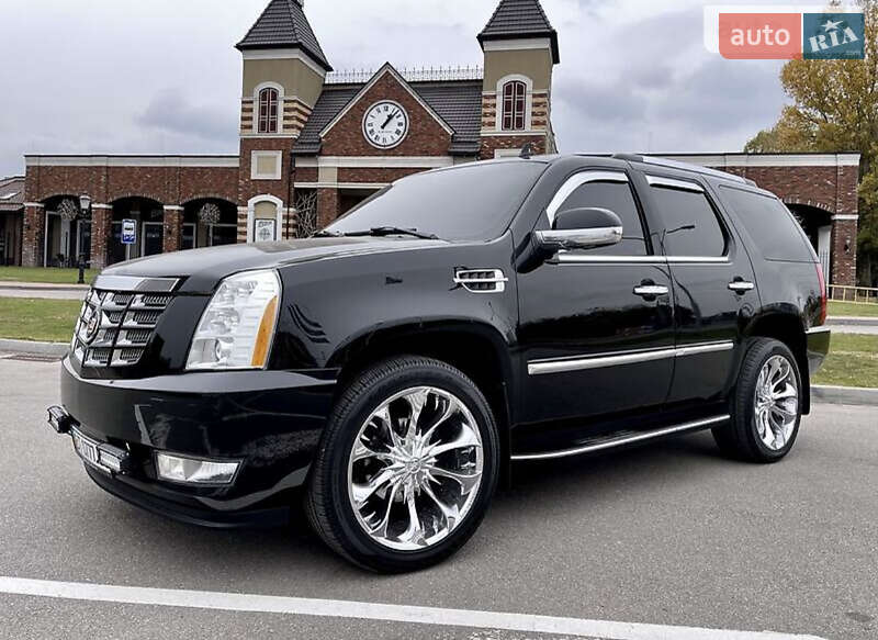 Внедорожник / Кроссовер Cadillac Escalade 2007 в Одессе фото 35 Внедорожник / Кроссовер Cadillac Escalade 2007 в Одессе