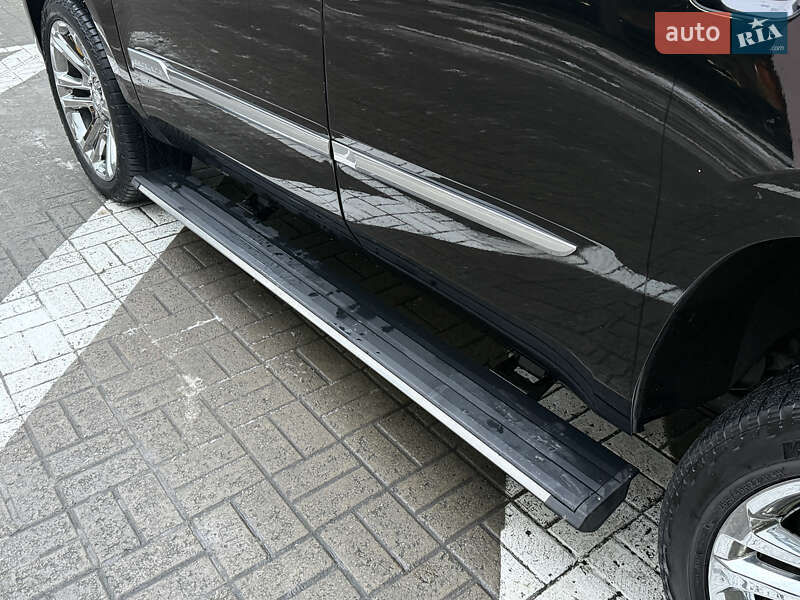 Позашляховик / Кросовер Cadillac Escalade 2014 в Києві фото 17 Позашляховик / Кросовер Cadillac Escalade 2014 в Києві