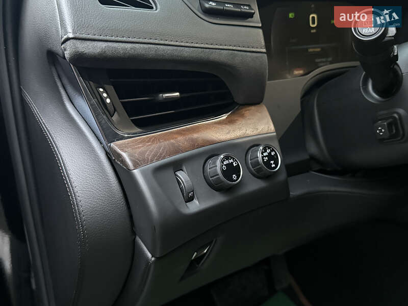 Позашляховик / Кросовер Cadillac Escalade 2014 в Києві фото 22 Позашляховик / Кросовер Cadillac Escalade 2014 в Києві