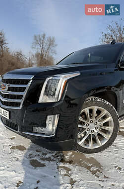 Внедорожник / Кроссовер Cadillac Escalade 2018 в Кривом Роге