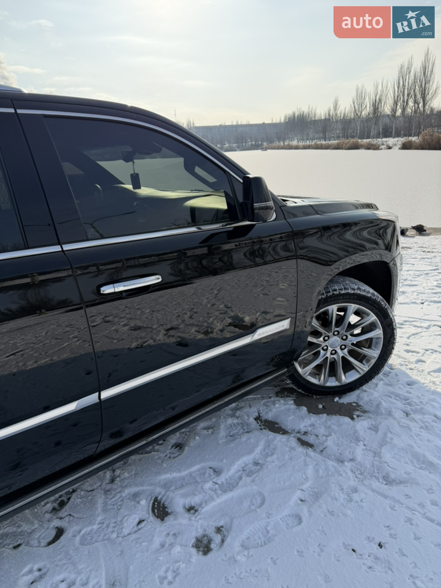 2018 Cadillac Escalade - мініатюра 9