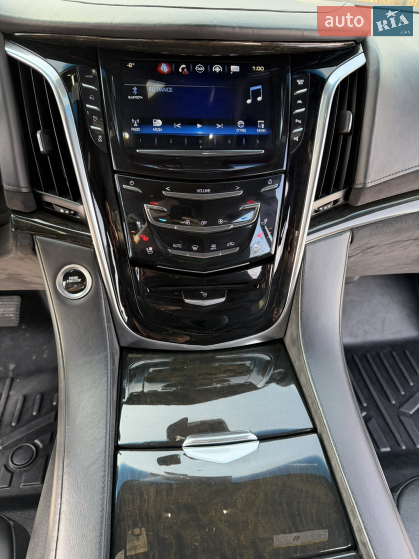 2018 Cadillac Escalade - мініатюра 18
