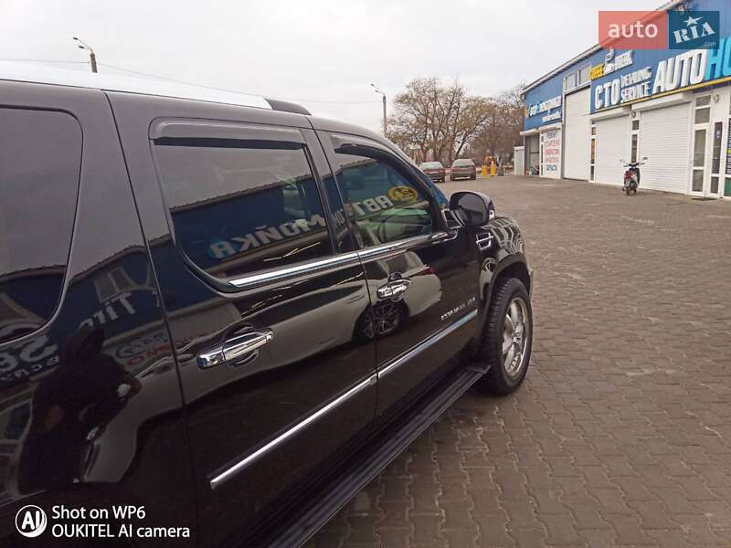 Внедорожник / Кроссовер Cadillac Escalade 2007 в Одессе фото 8 Внедорожник / Кроссовер Cadillac Escalade 2007 в Одессе