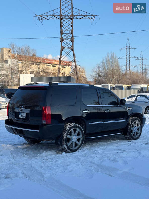 Внедорожник / Кроссовер Cadillac Escalade 2006 в Запорожье фото 2 Внедорожник / Кроссовер Cadillac Escalade 2006 в Запорожье