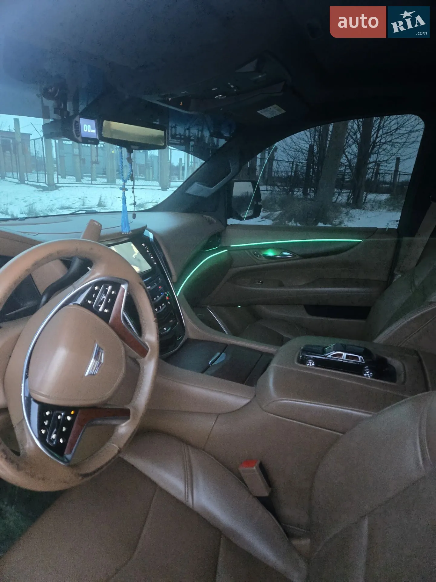 2017 Cadillac Escalade - мініатюра 36