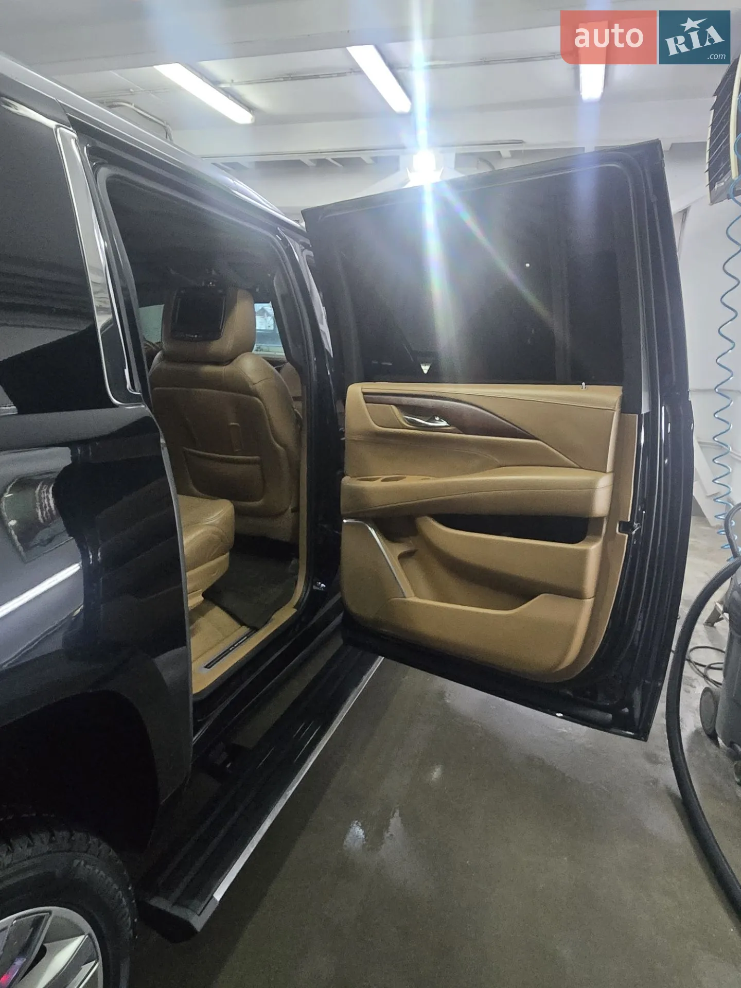 2017 Cadillac Escalade - мініатюра 49