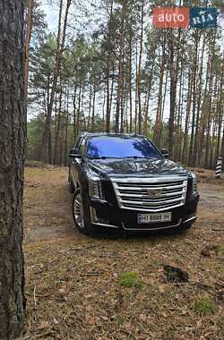 Внедорожник / Кроссовер Cadillac Escalade 2017 в Полтаве