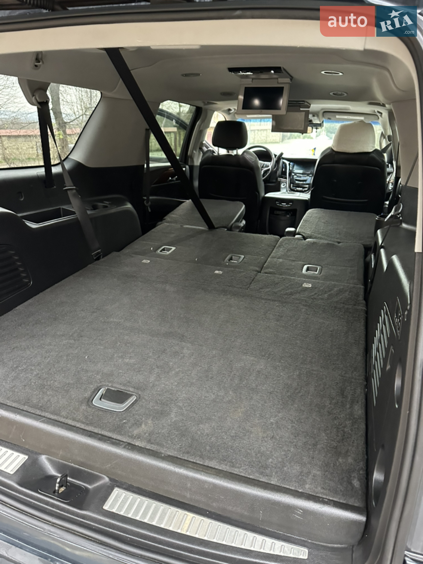2018 Cadillac Escalade - мініатюра 30