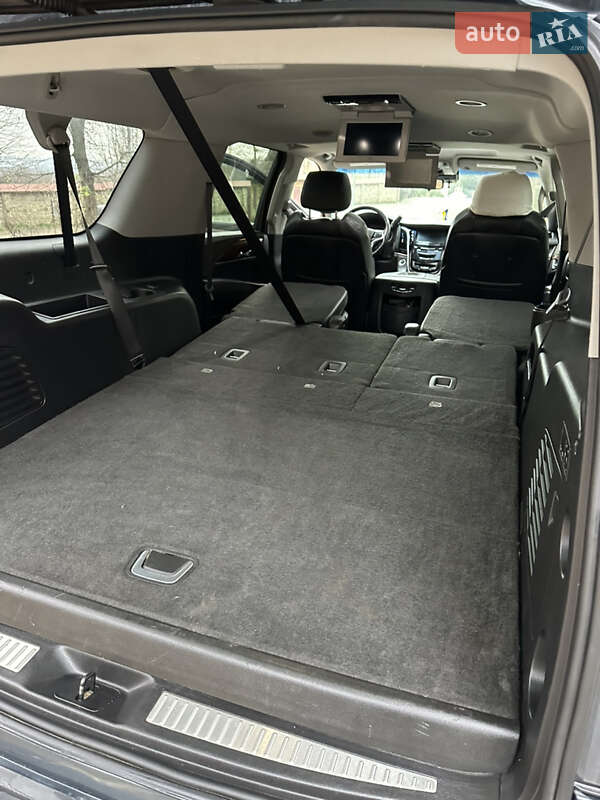 Внедорожник / Кроссовер Cadillac Escalade 2018 в Черновцах