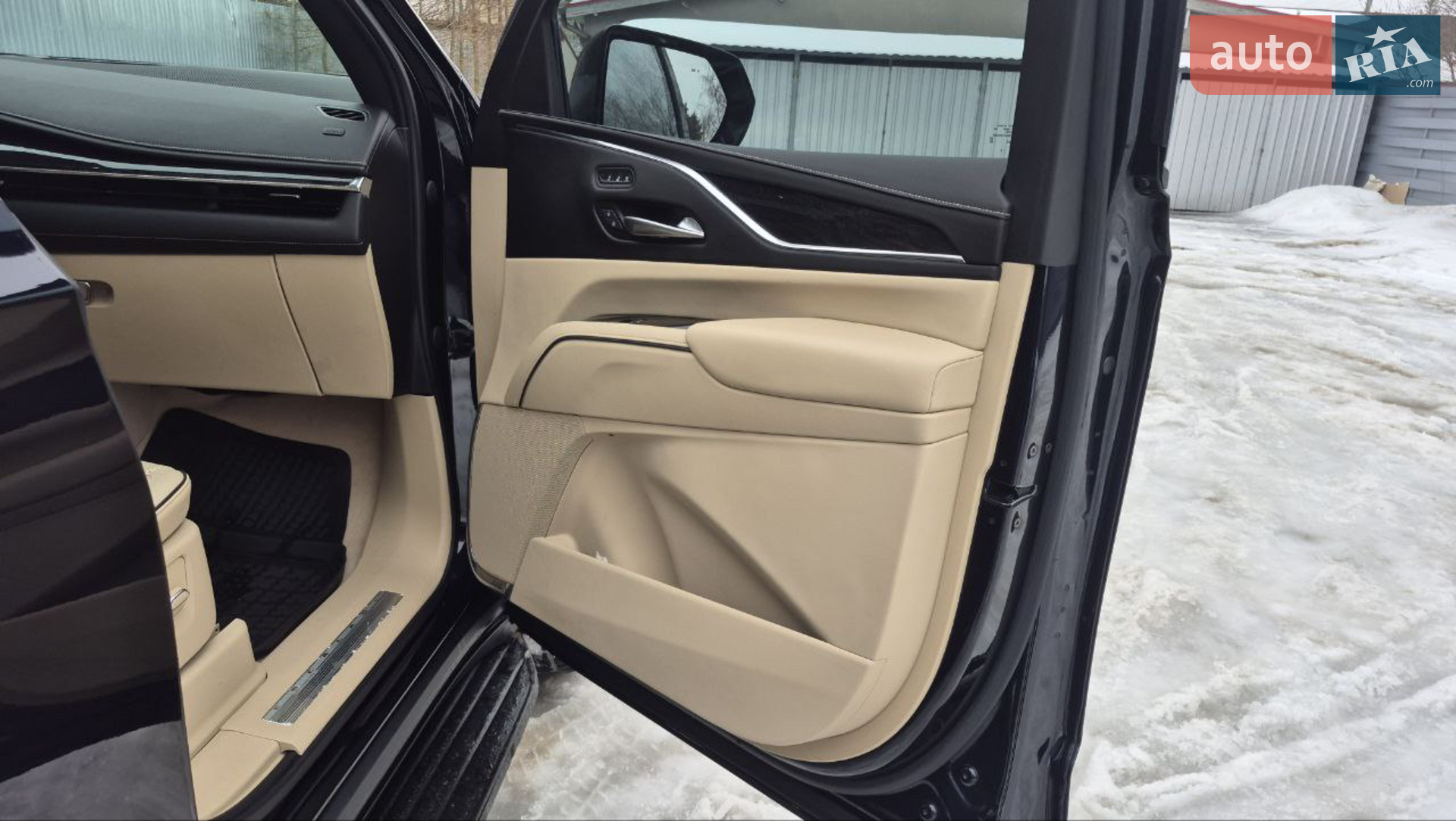2022 Cadillac Escalade - мініатюра 18