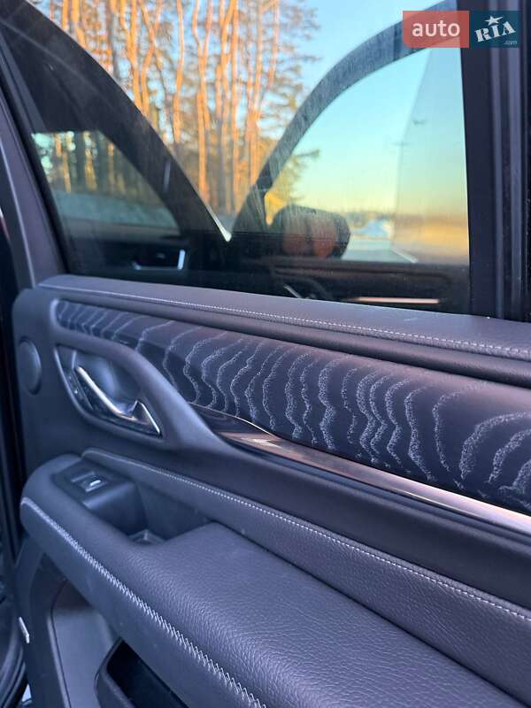 Позашляховик / Кросовер Cadillac Escalade 2022 в Києві