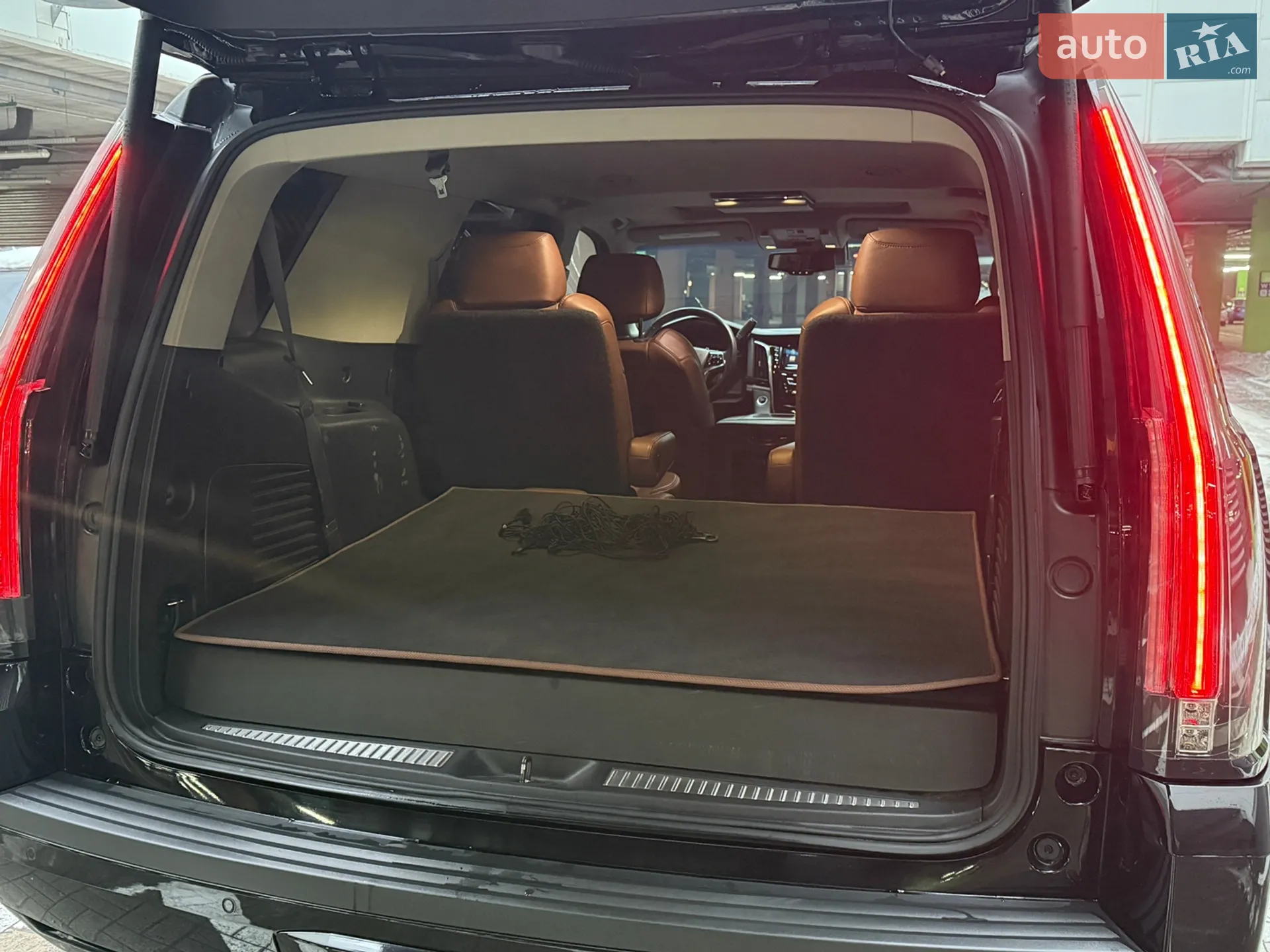 2014 Cadillac Escalade - мініатюра 12