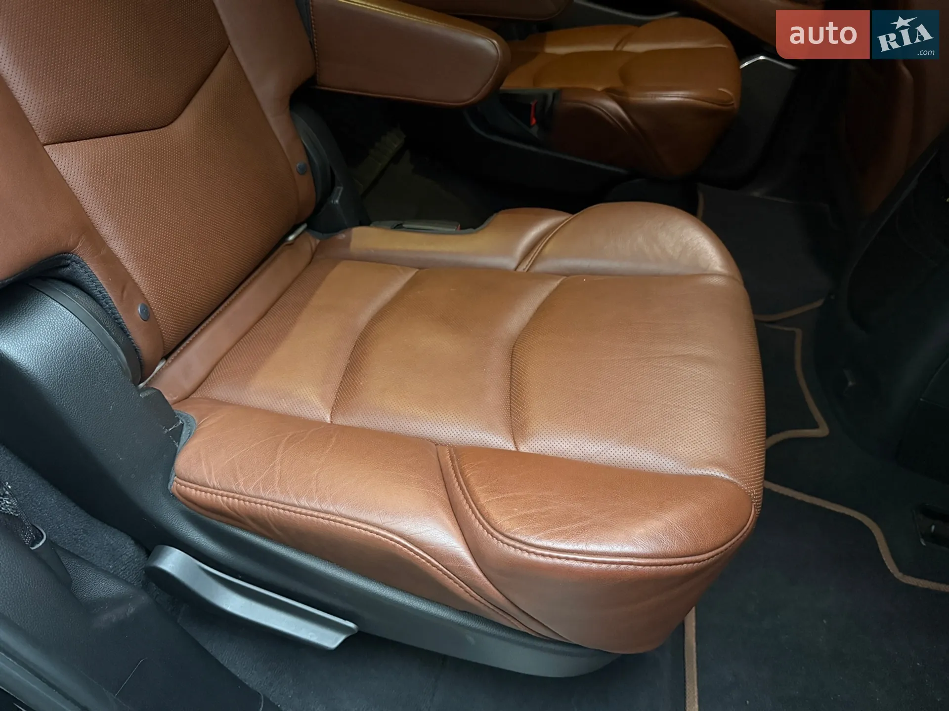 2014 Cadillac Escalade - мініатюра 30