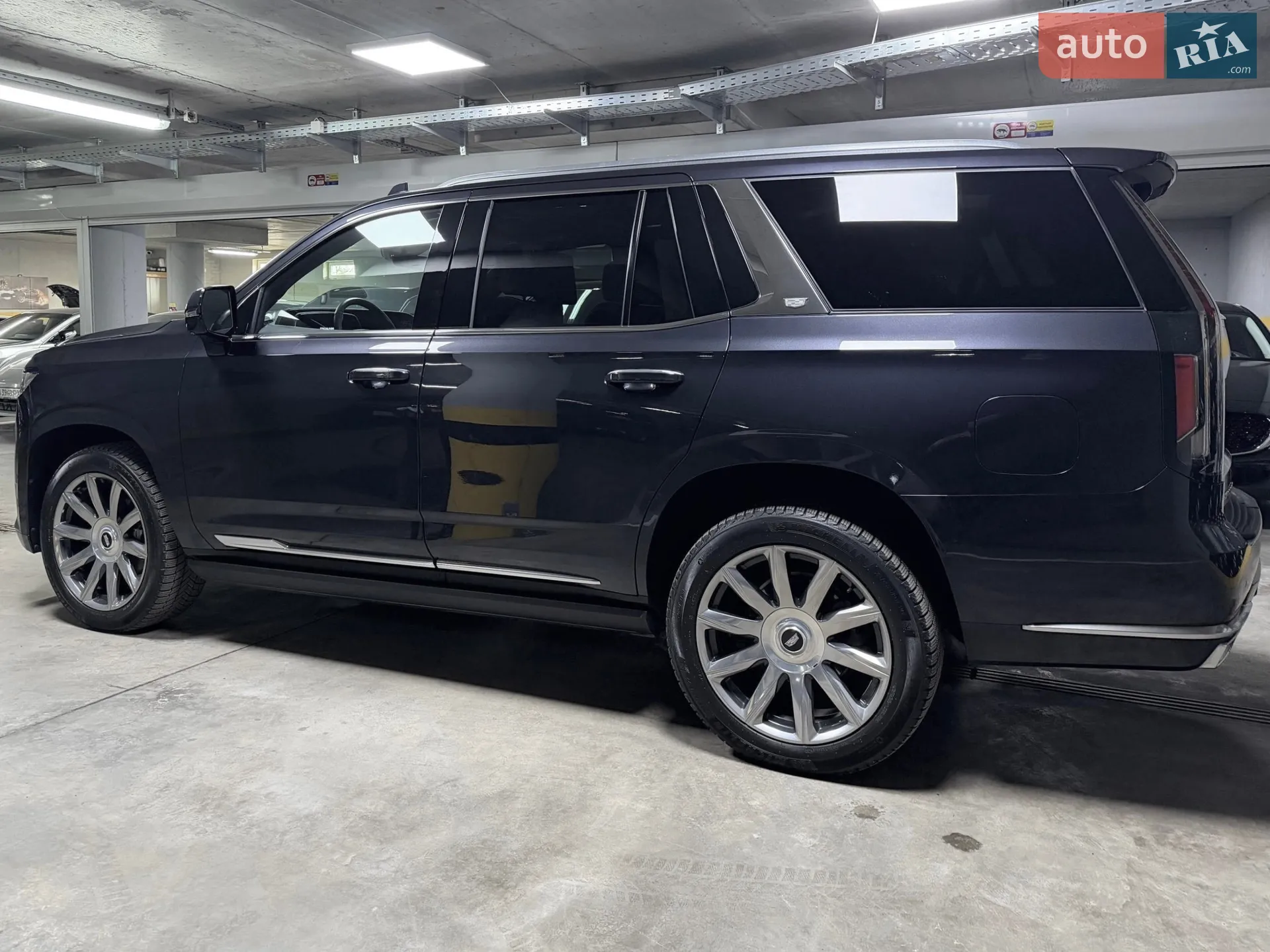 2022 Cadillac Escalade - мініатюра 18