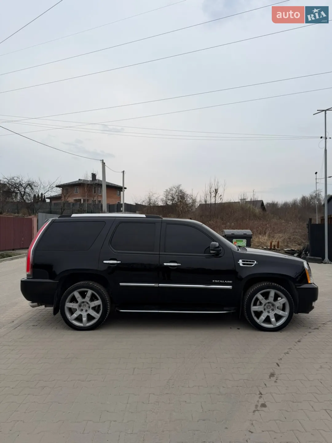 2011 Cadillac Escalade - мініатюра 5
