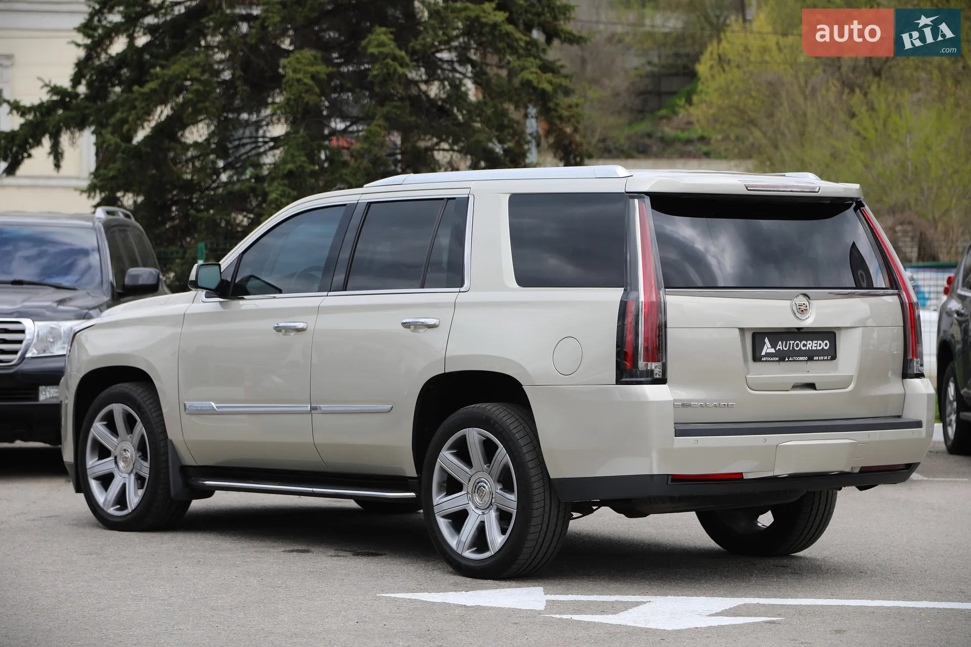 2014 Cadillac Escalade - мініатюра 8