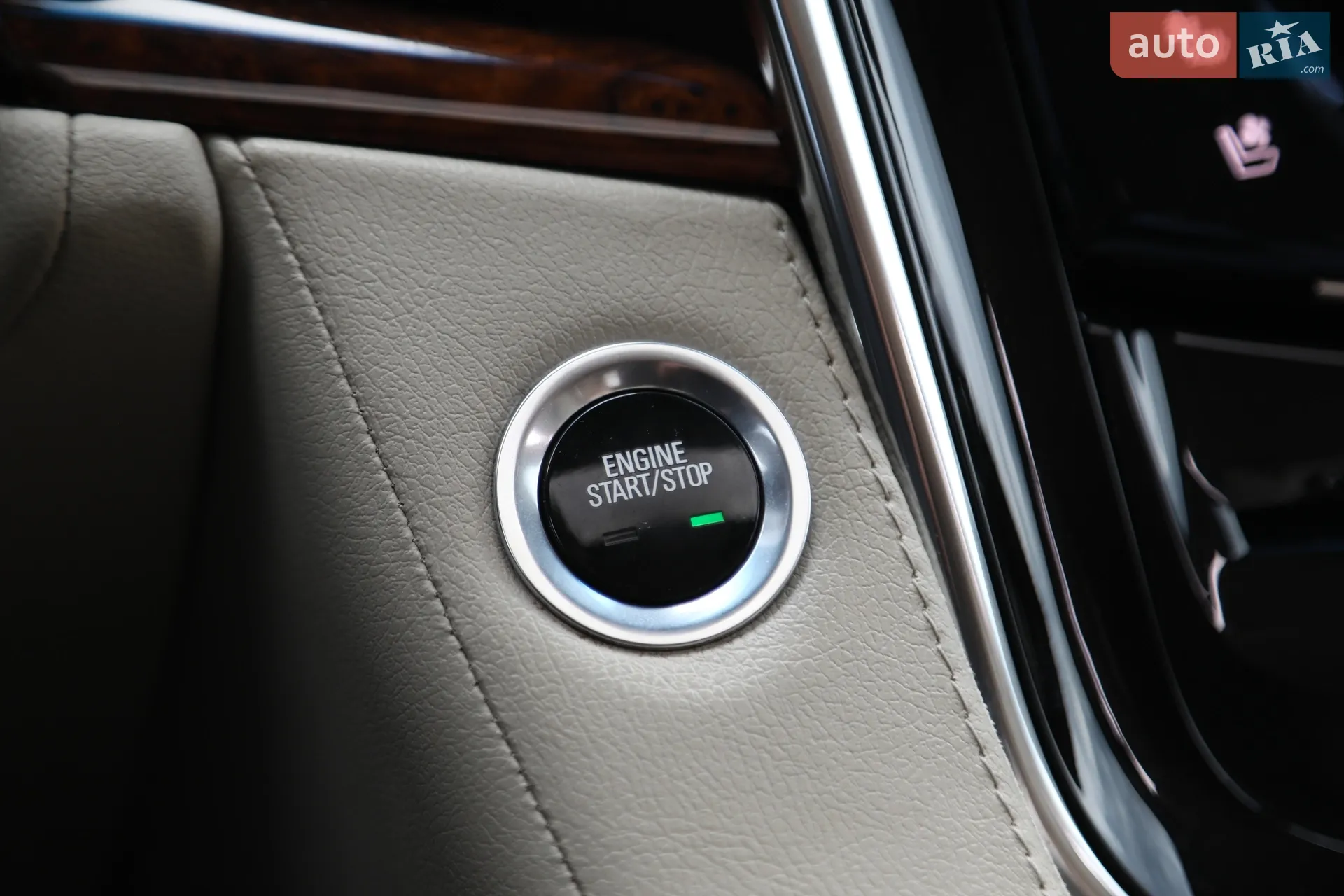 2014 Cadillac Escalade - мініатюра 22
