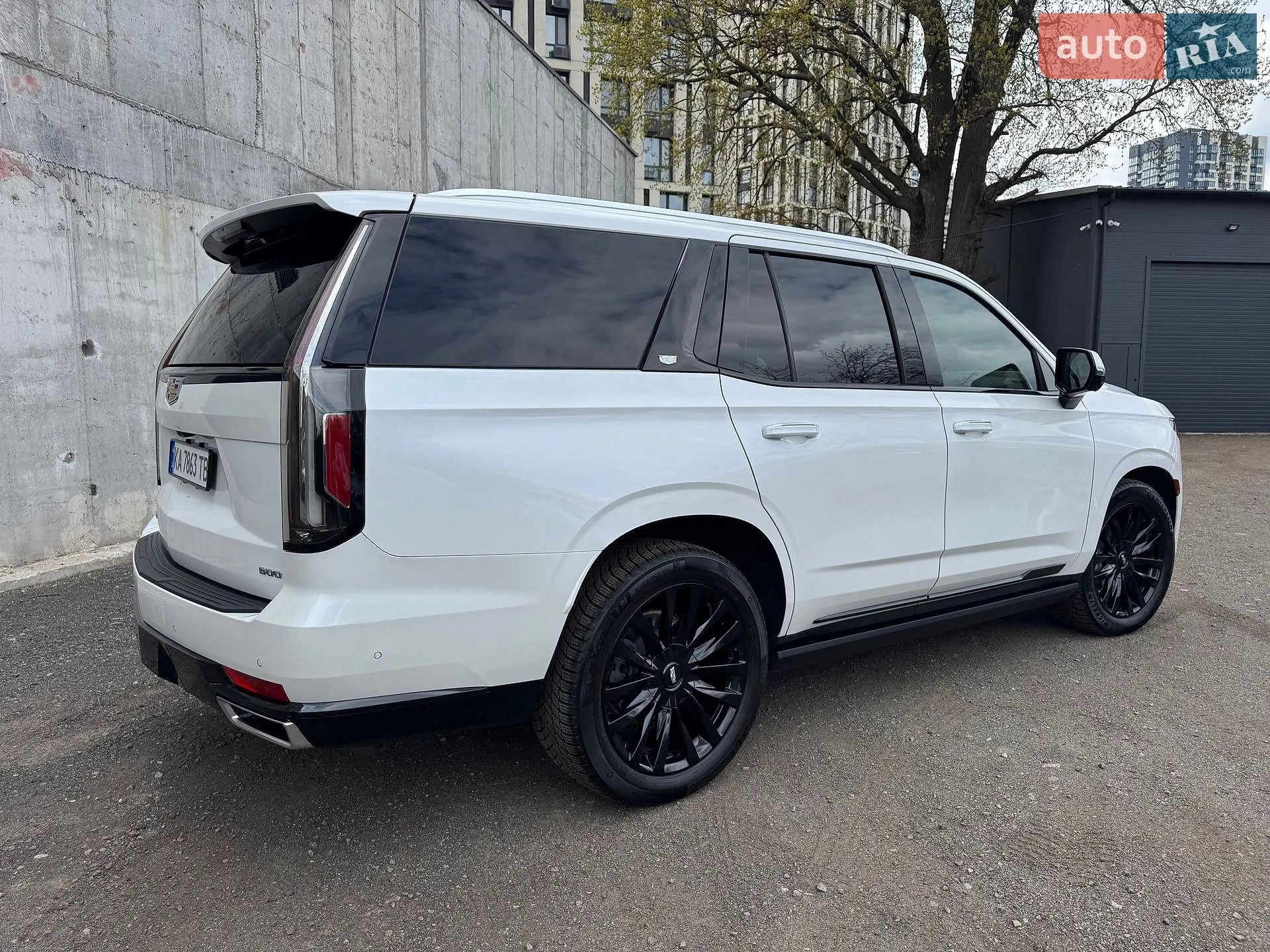 2022 Cadillac Escalade - мініатюра 3