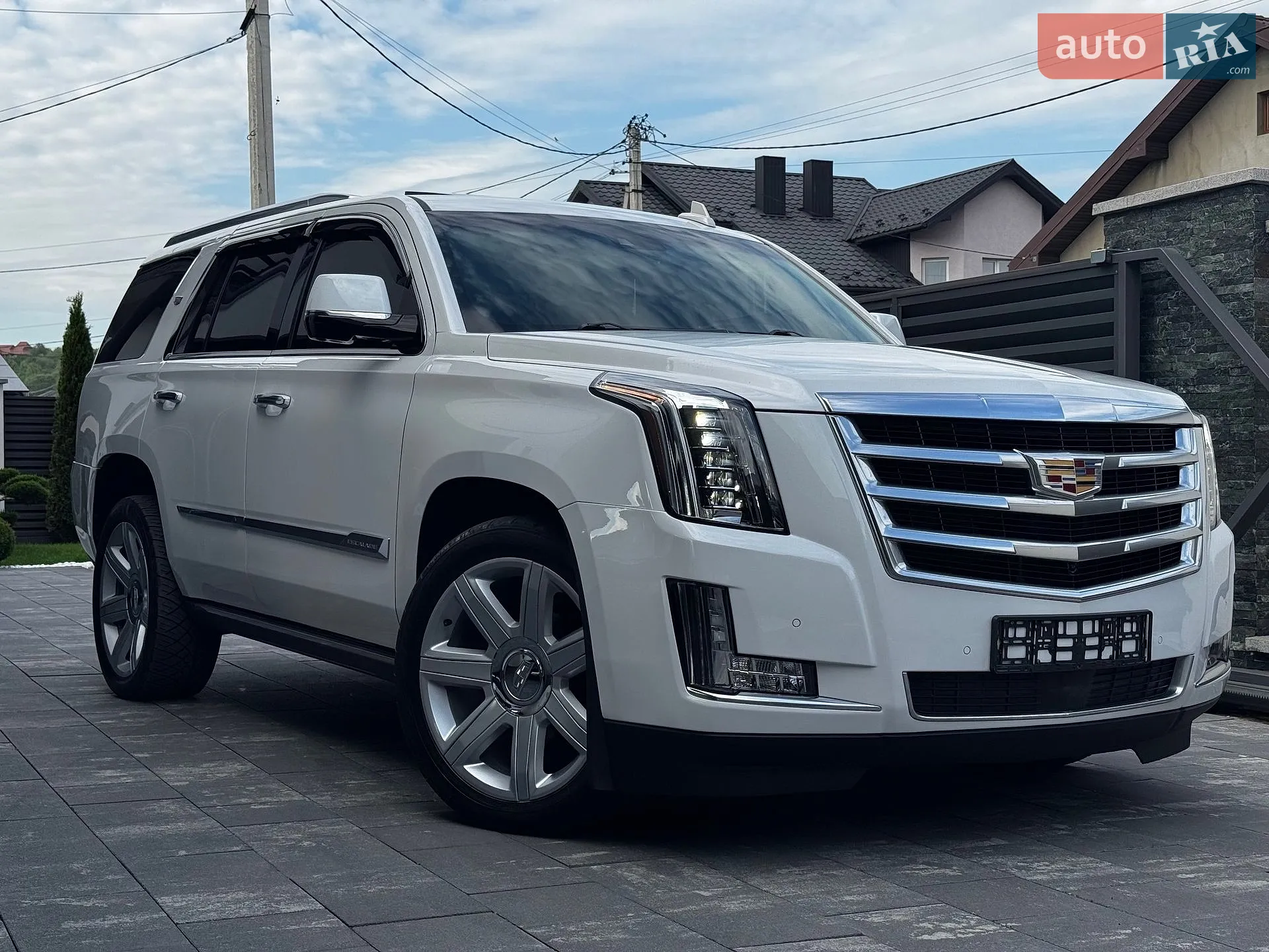 2016 Cadillac Escalade - фото 1