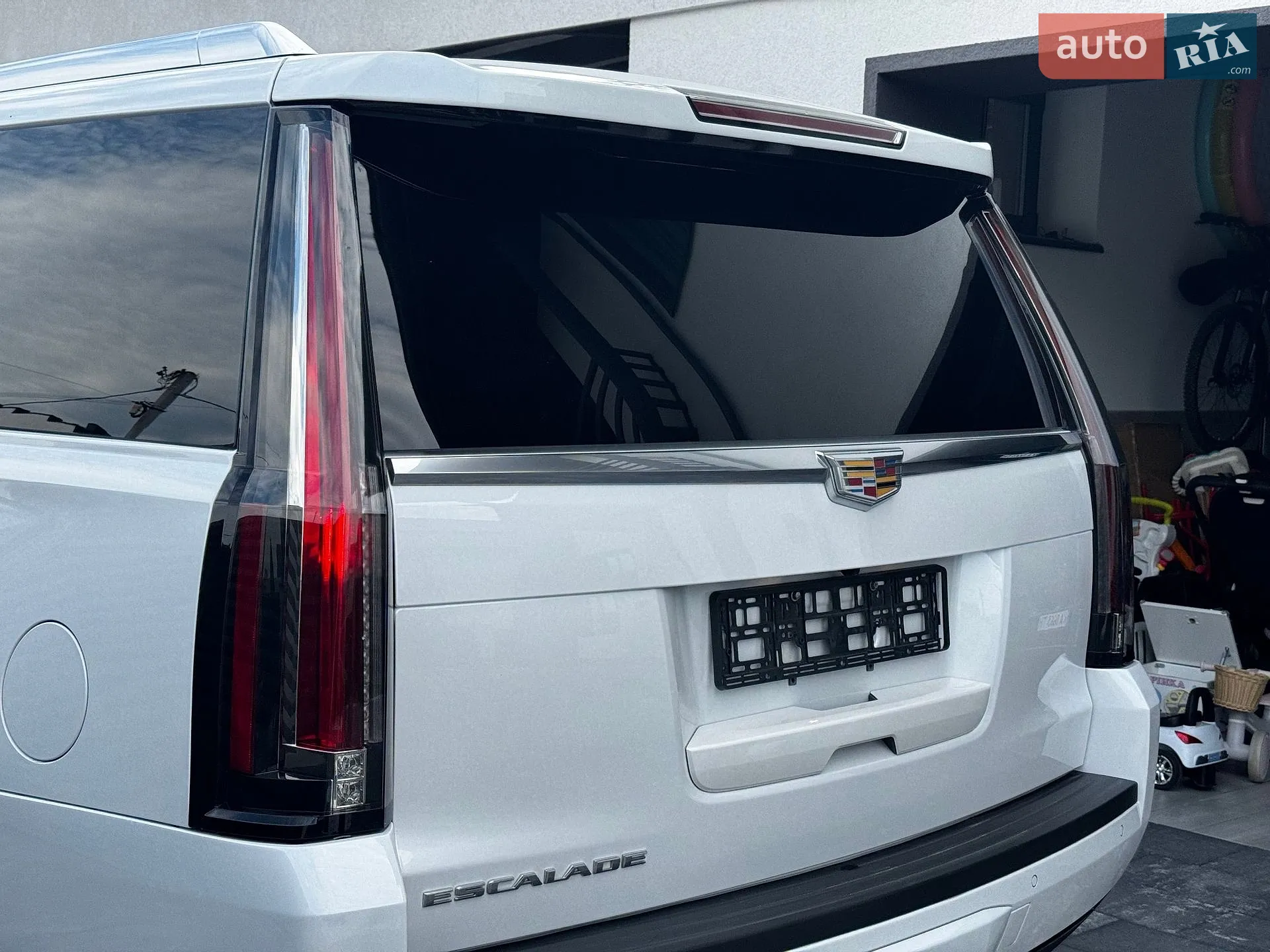 2016 Cadillac Escalade - мініатюра 31
