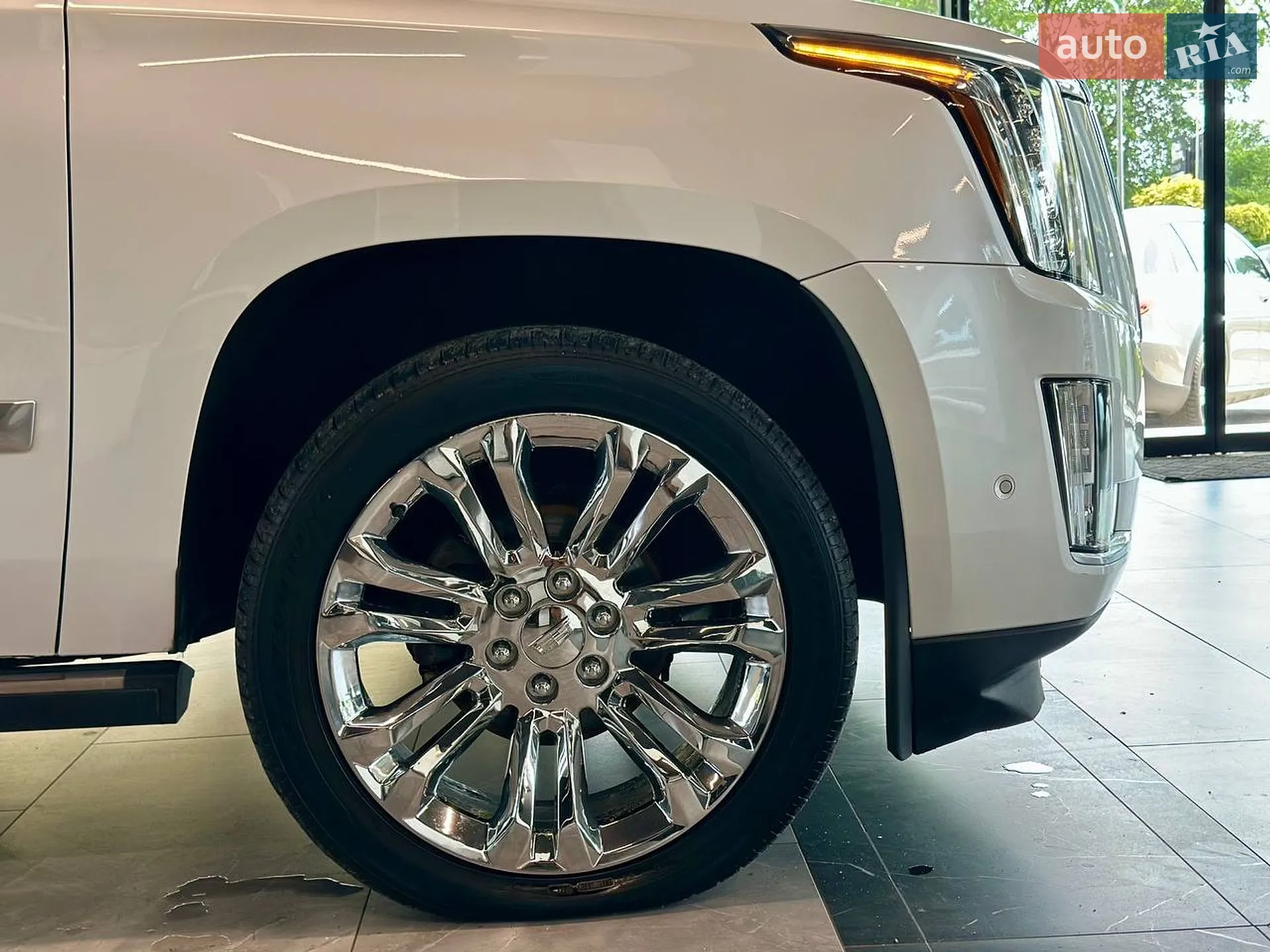 2017 Cadillac Escalade - мініатюра 5