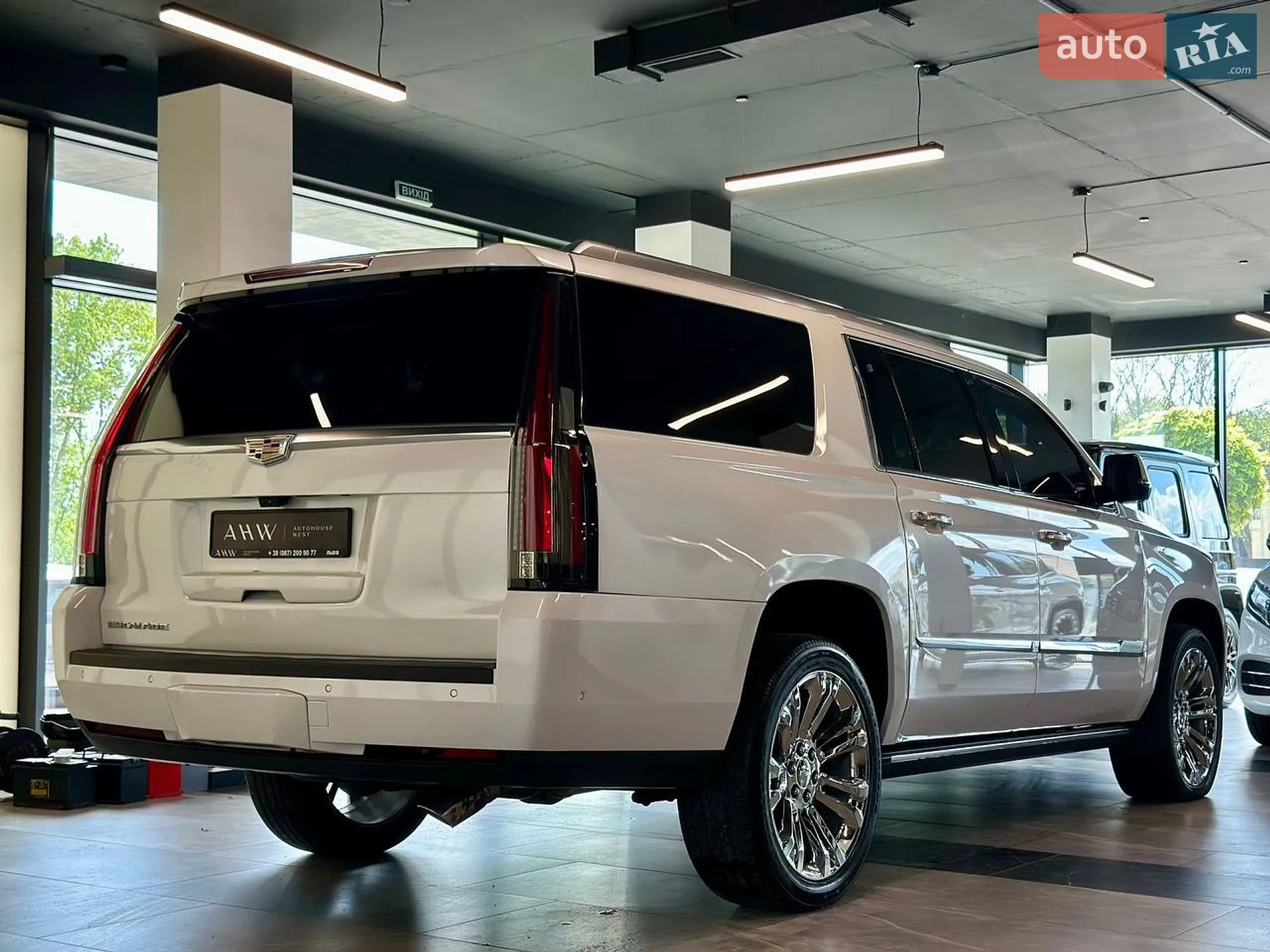 2017 Cadillac Escalade - мініатюра 46