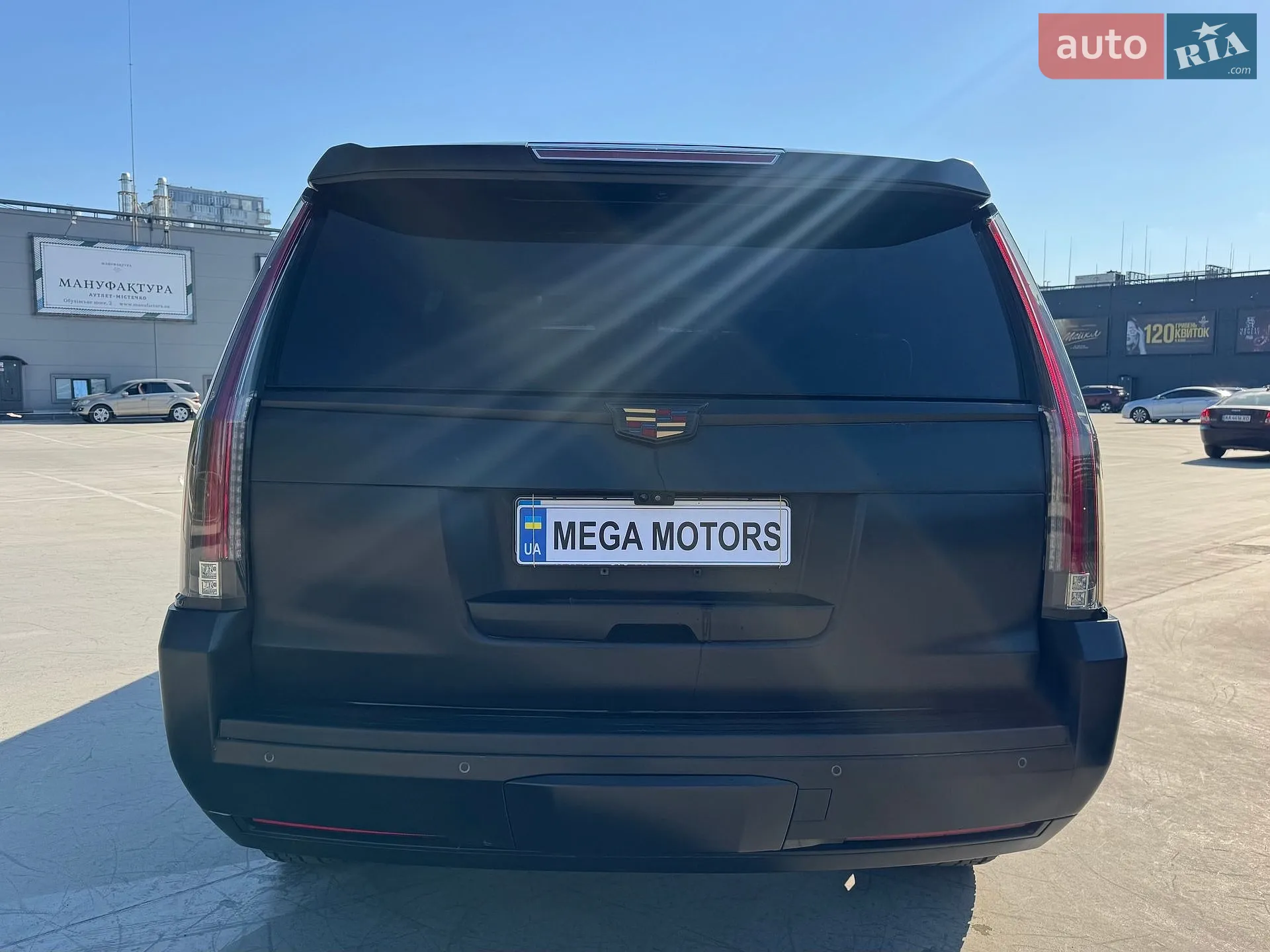 2018 Cadillac Escalade - мініатюра 6