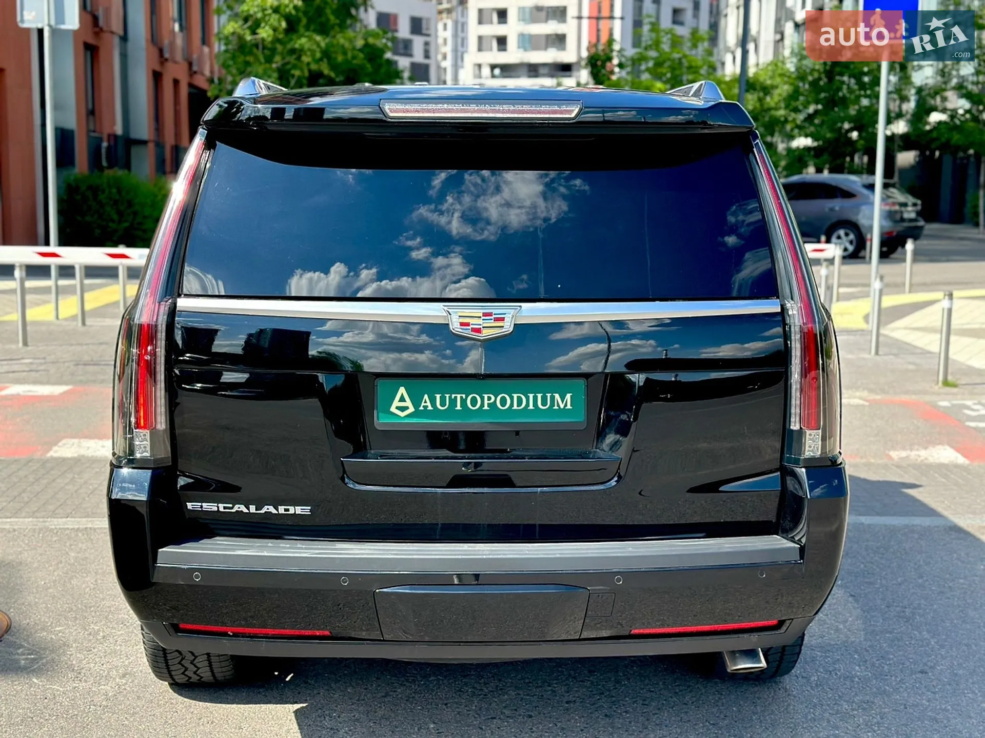 2014 Cadillac Escalade - мініатюра 8