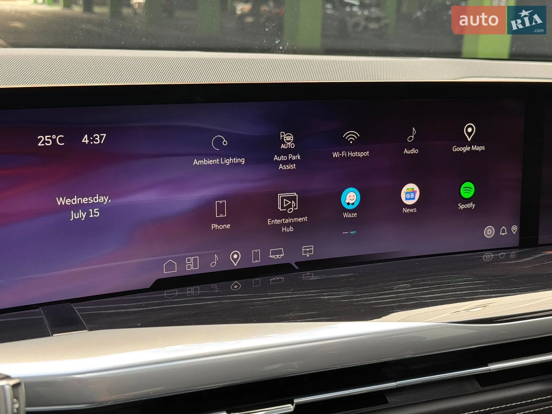 2024 Cadillac Escalade - мініатюра 35
