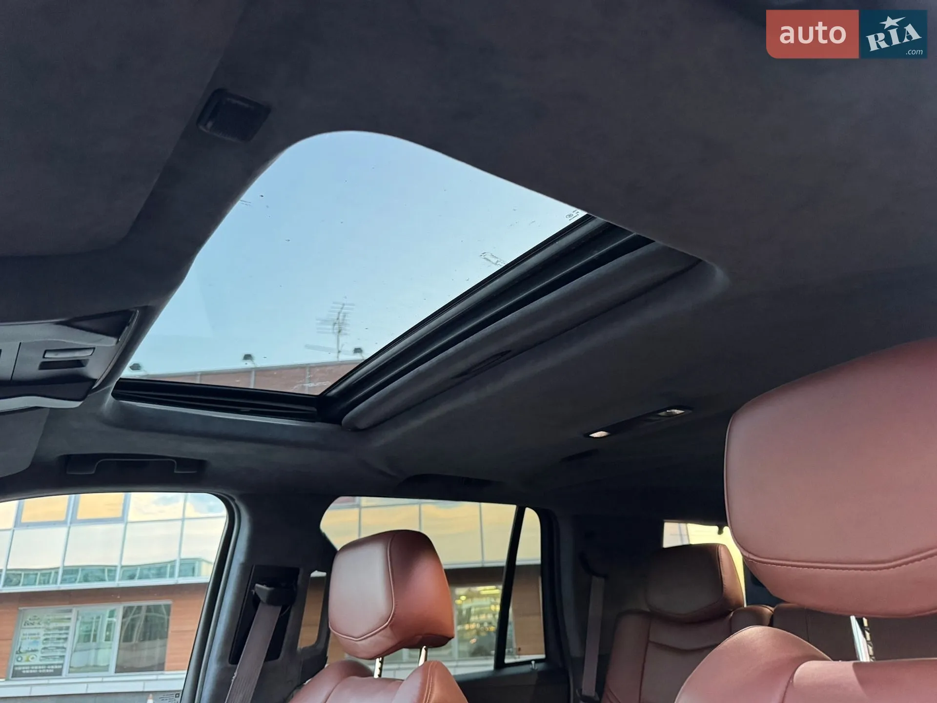 2015 Cadillac Escalade - мініатюра 42