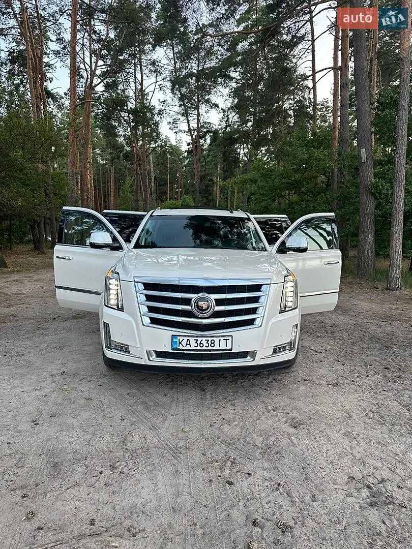 2014 Cadillac Escalade - фото 1