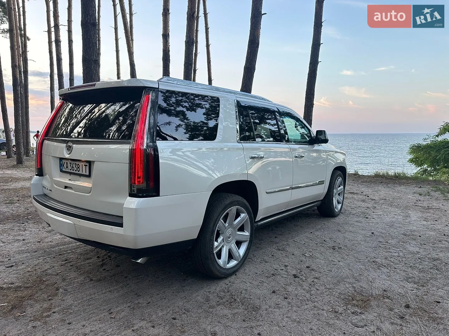 2014 Cadillac Escalade - мініатюра 7