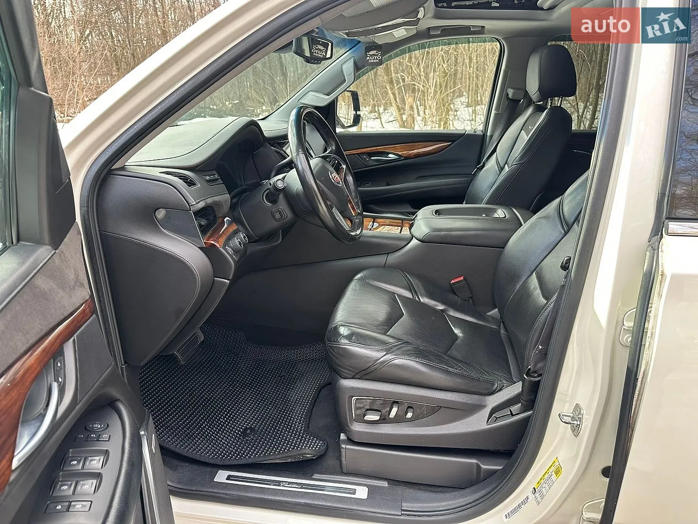 2014 Cadillac Escalade - мініатюра 11