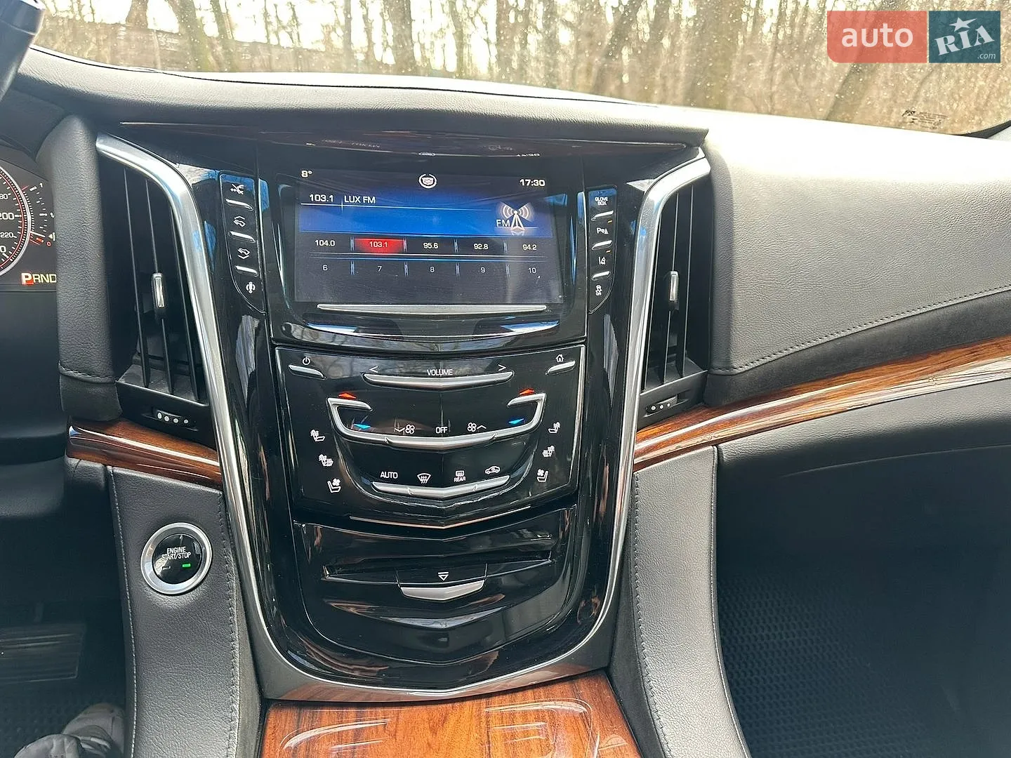 2014 Cadillac Escalade - мініатюра 19