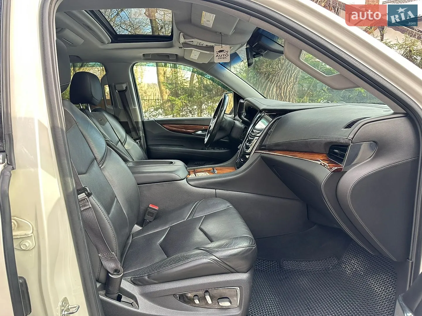2014 Cadillac Escalade - мініатюра 22