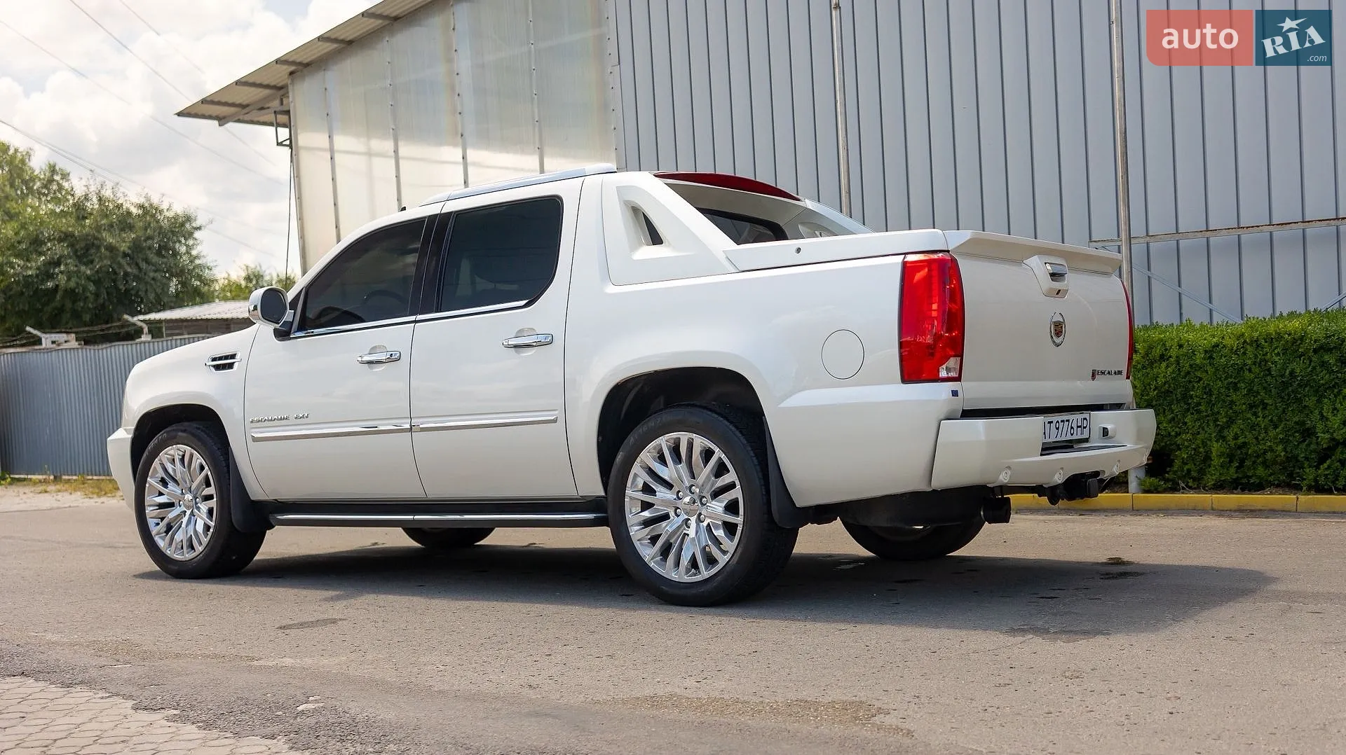 2012 Cadillac Escalade - мініатюра 4