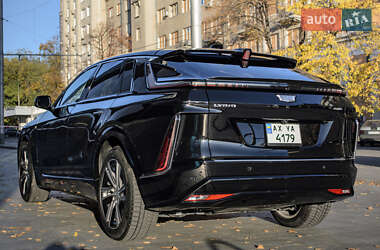 Внедорожник / Кроссовер Cadillac Lyriq 2023 в 
