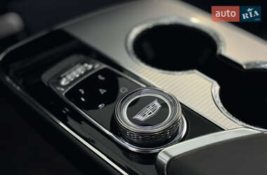 Позашляховик / Кросовер Cadillac Lyriq 2024 в 