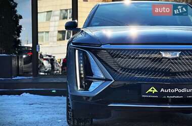 Внедорожник / Кроссовер Cadillac Lyriq 2024 в 